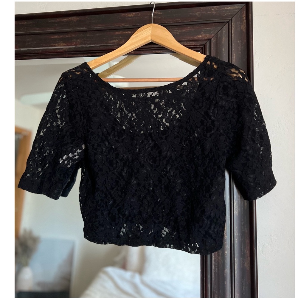 Anthropologie Black Lace Boatneck Cropped Top New With Tags - Picture 3 of 3